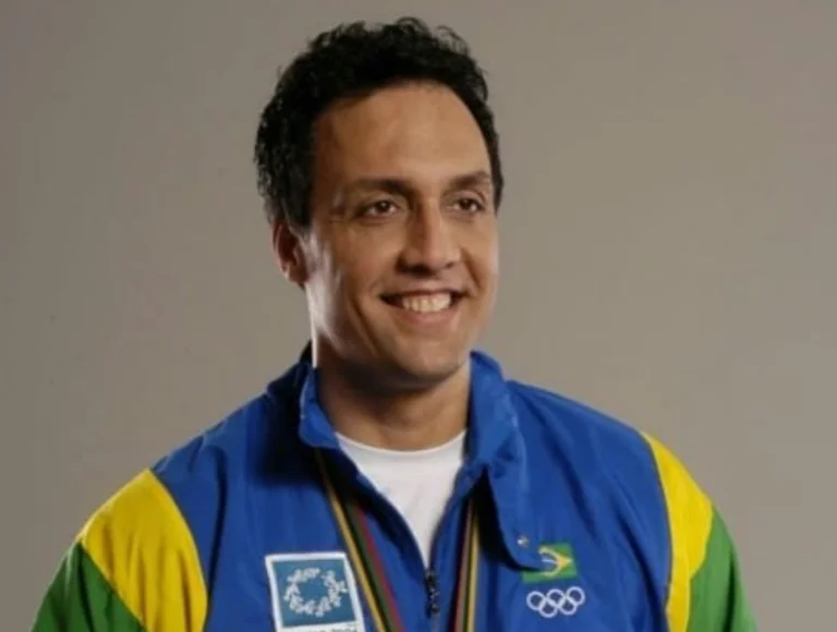 Pampa, medalhista olímpico, sofre piora e é intubado em São Paulo
