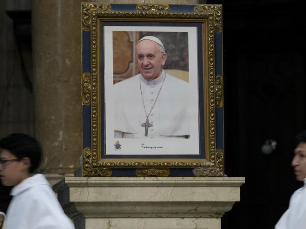 Papa Francisco agradece seus fiéis em português através de seu perfil no X