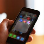 Empresa dona do Instagram e outras redes amplia investimentos em IA e demite 8 mil pessoas