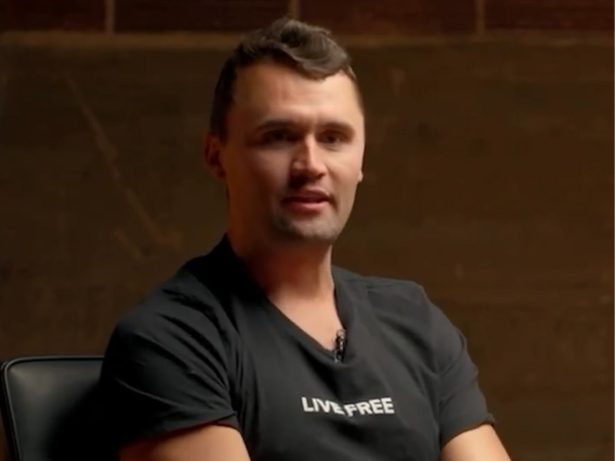 Charlie Kirk, aliado de Trump, é assassinado com um tiro durante palestra
