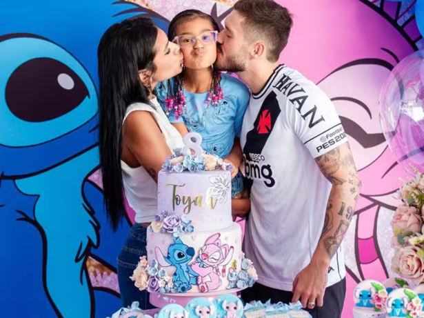 Fim do romance: Pocah confirma término de noivado com Ronan Souza após 6 anos juntos