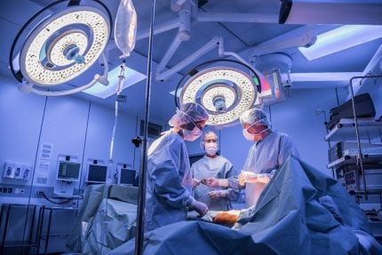 Saiba qual é a cirurgia plástica mais feita do mundo, que superou a lipoaspiração