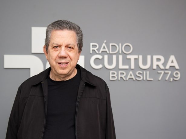 Professor Pasquale retorna à Rádio Cultura com novo programa dedicado à música brasileira