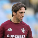 Luis Zubeldía, técnico do Fluminense, passará por procedimento cardíaco