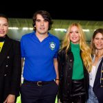 Carolina Dieckmann, Marina Ruy Barbosa e Deborah Secco prestigiam vitória da Seleção Brasileira