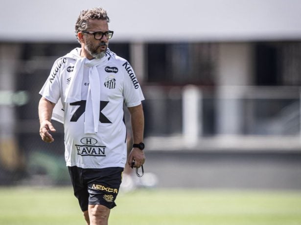 Santos enfrenta Juventude em partida decisiva para o futuro de treinador
