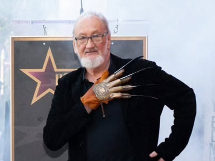 Intérprete de Freddy Krueger ganha estrela na Calçada da Fama em pleno Halloween