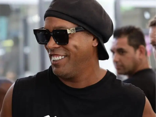 Aos 44 anos, Ronaldinho será avô pela primeira vez. Saiba quem é a nora grávida!