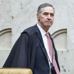 Barroso deixa hospital e encerra ciclo no STF às vésperas da aposentadoria