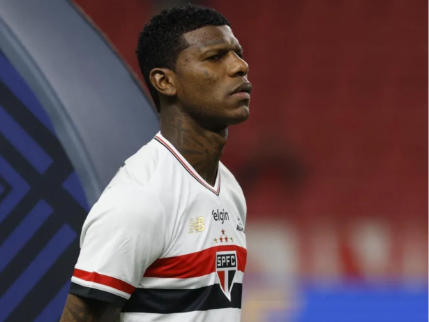 Arboleda pode ter contrato rompido após 30 dias de ausência no São Paulo. Entenda!