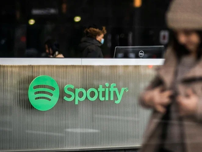 Máfia do Spotify: saiba quanto um empresário oculto das fazendas de robôs fatura