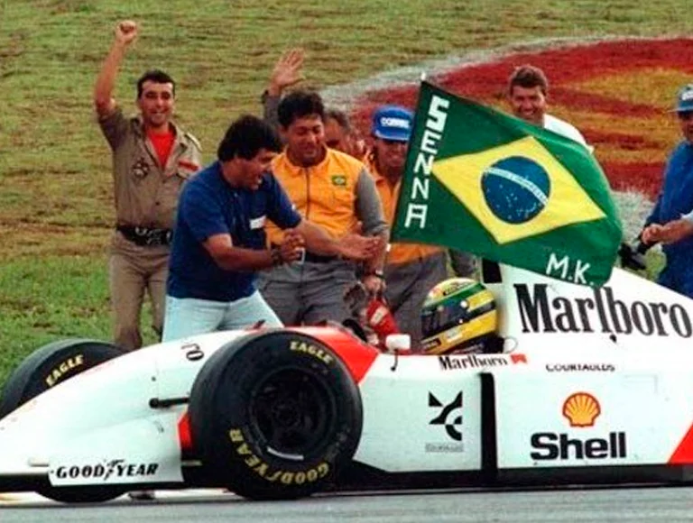 30 anos sem Senna: relembre os grandes feitos do rei das pistas