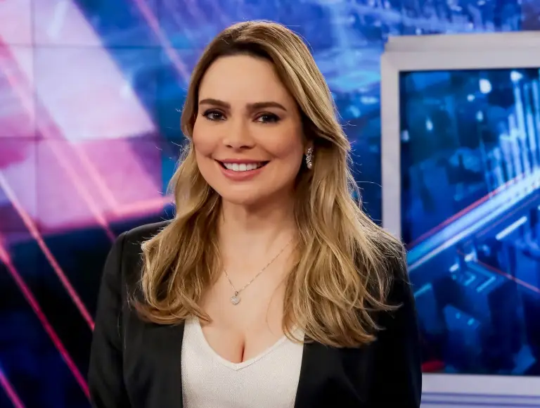 Sheherazade em A Fazenda: nome da jornalista ganha aprovação na web