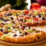 É Dia da Pizza! Veja se ela é realmente vilã da dieta e como comer sem culpa