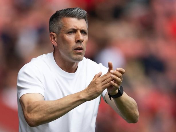 Internacional anuncia Paulo Pezzolano para comandar clube em 2026