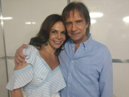 Sula Miranda manda recado para o Rei Roberto Carlos: “Me leva pro seu especial”
