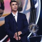 Em discurso realizado durante premiação, Cristiano Ronaldo admite uso de IA