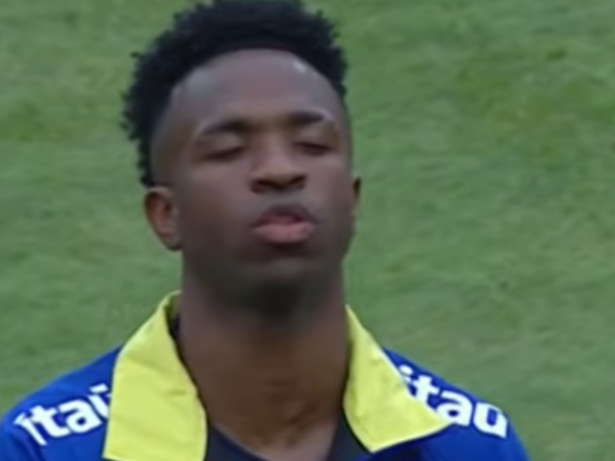 Em dia ruim de Vini Jr., Brasil perde para França com um jogador a mais em campo
