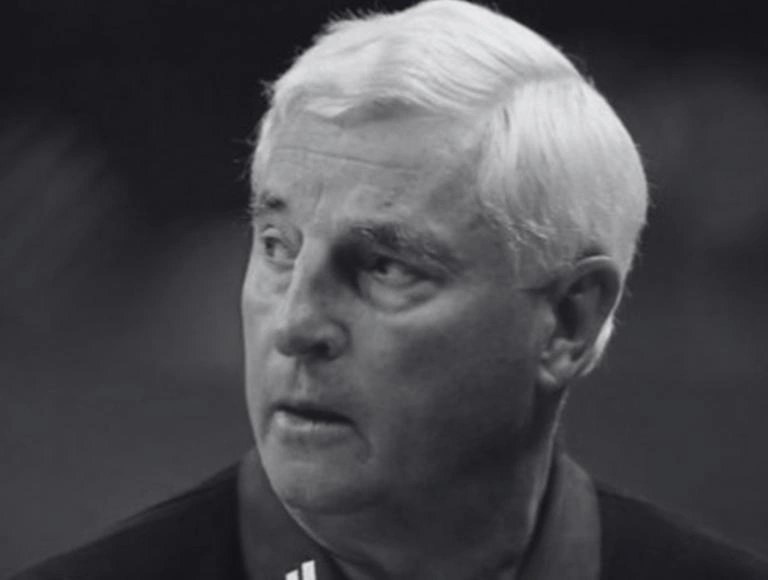 Técnico de basquete Bob Knight morre aos 83 anos