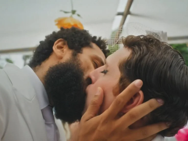 Terra e Paixão: Ramiro e Kevin protagonizam primeiro casamento gay em novela