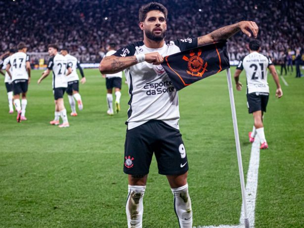 “Foi como ouvir o estádio me abraçar”, diz Yuri Alberto após brilhar no Majestoso