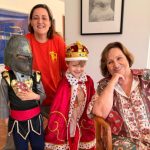 Romeu e Gael, filhos de Paulo Gustavo, encantam em clique de Páscoa com Dona Déa e tia