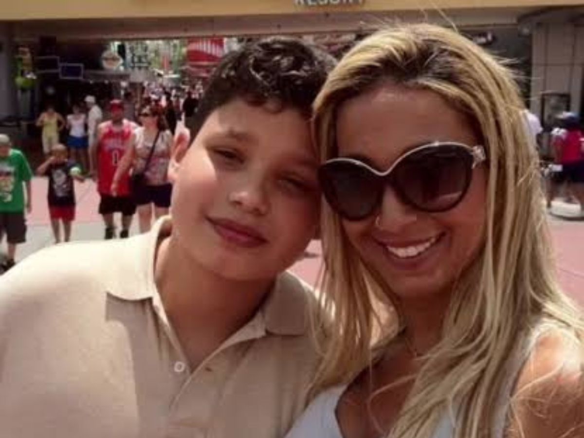 valesca popozuda filho 1