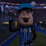 Grêmio coloca “valsa” após eliminar Inter em alto falantes da Arena. Entenda motivo!