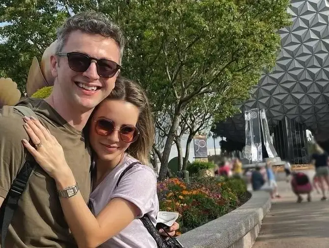 Viajou e separou: Sandy e Lucas viajaram em família antes do término