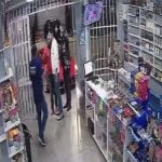 Hungria chega à distribuidora de bebidas, como mostra câmeras de segurança