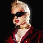 Estrela do pop alternativo, Slayyyter anuncia shows no Rio e em SP pelo Zig Festival