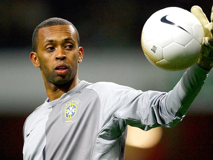 Helton, ex-goleiro do Vasco, do Porto e da Seleção, foi denunciado por violência doméstica / Reprodução