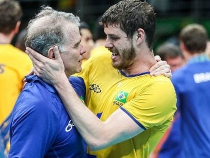 Bruninho, campeão olímpico, celebra volta ao Brasil: "Temporada mágica" 1 wB2OQv5f 1200x900 45