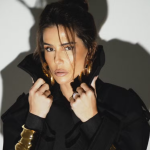Prestes a estrear reality de trisais, Deborah Secco fala de poliamor e exposição na mídia