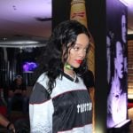 Rihanna revela torcida pelo Brasil no futebol e conta jogador favorito