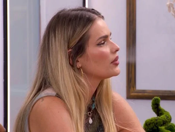 Yasmin Brunet desabafa sobre jogo com Leidy: “Estou sendo odiada”