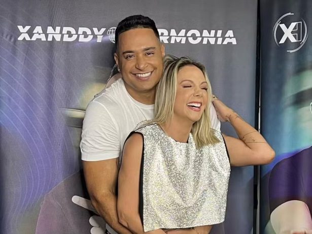Carla Perez faz apelo após motorista de aplicativo ficar com figurinos de Xanddy