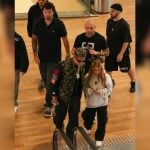 Após negarem romance, Flávia Saraiva e MC Cabelinho são vistos juntos no shopping