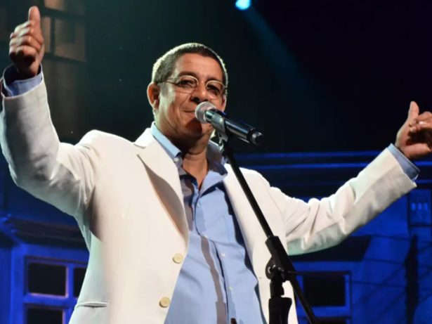 Zeca Pagodinho recusa cachê de R$400 mil para cantar de madrugada em camarote