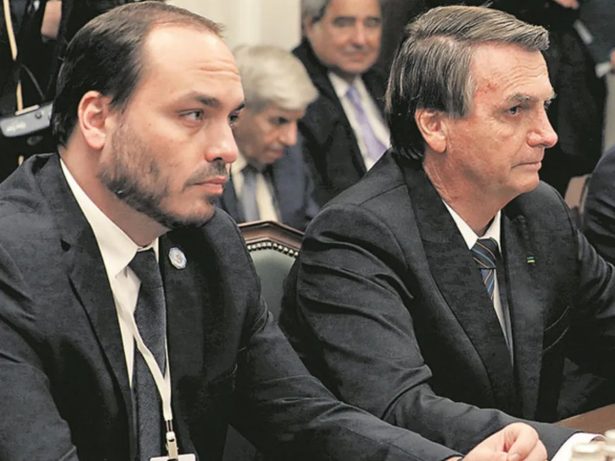 PF aponta Bolsonaro e Carlos como líderes de espionagem ilegal na Abin Paralela
