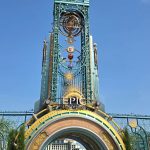 Homem morre após passeio em montanha-russa de parque da Universal Studios